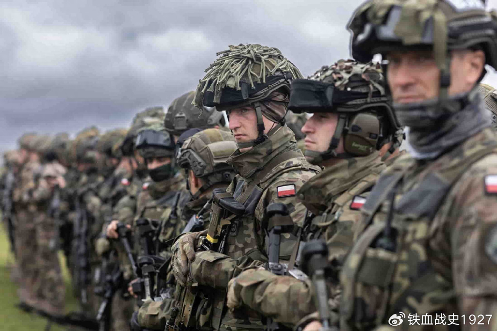波兰与俄罗斯开战，历史背景、冲突原因及展望，波兰与俄罗斯冲突爆发，历史背景、原因及未来展望