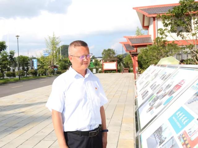 丁小兵个人事迹，勇往直前，铸就辉煌人生，丁小兵，勇往直前，铸就辉煌人生之路