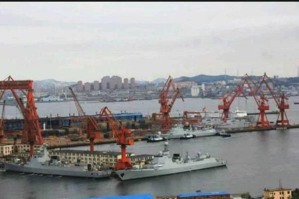 解放军海军现役驱逐舰，力量与荣耀的象征，解放军海军现役驱逐舰，力量与荣耀的彰显