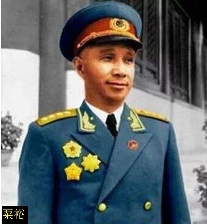 黄峰辉总参谋长简历——一位军事领袖的卓越生涯，黄峰辉总参谋长卓越生涯简介，军事领袖的辉煌历程