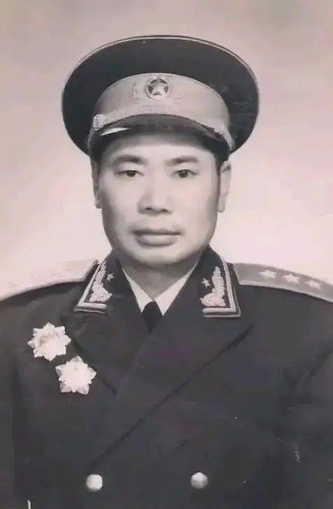 最能打的开国上将，英勇无畏，铸就国家辉煌，英勇无畏的开国上将，铸就国家辉煌之路