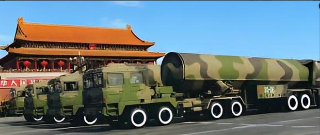 东风41导弹在阅兵中的震撼表现，展现国家力量与自信的象征，东风41导弹阅兵震撼表现，国家力量与自信的骄傲展现