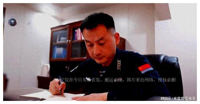 辽宁舰副舰长陆强强简介，辽宁舰副舰长陆强强简介，英雄传奇的航海生涯启程点