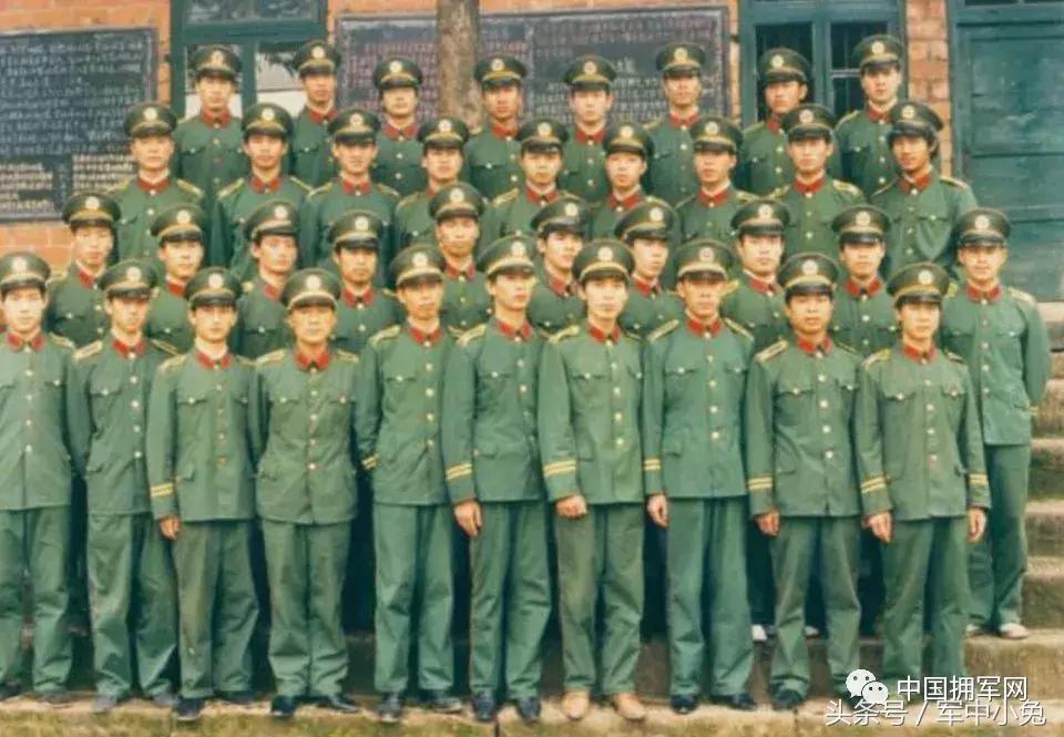 中国人民武装部队警察部队内卫，职责与荣耀的展现，中国人民武装部队警察部队内卫，职责光荣，荣耀展现