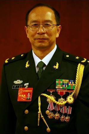 军事评论员少将，深度解析军事动态，传递专业见解，军事评论员少将深度剖析军事动态，专业见解独家传递