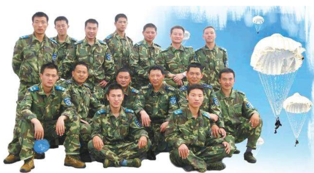 揭秘空降兵第十五军，一支怎样的部队？，揭秘，空降兵第十五军——神秘而强大的部队全貌