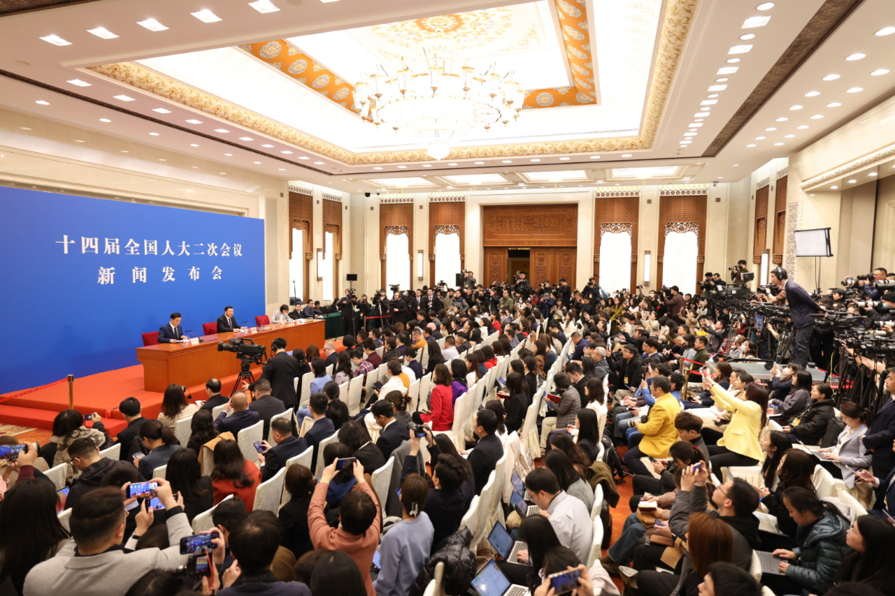 全国人大举行首场新闻发布会，聚焦两会热点，共谋发展大计，全国人大首场新闻发布会聚焦两会热点，共谋国家发展大计