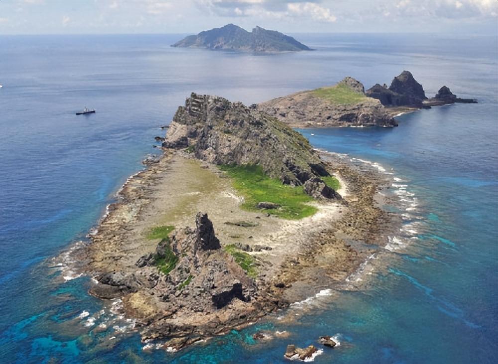 关于钓鱼岛激烈对峙的探讨，钓鱼岛对峙背后的深层探讨与解析