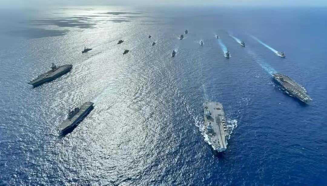 现代国防斗争，军事力量对抗的探讨，现代国防斗争与军事力量对抗深度探讨