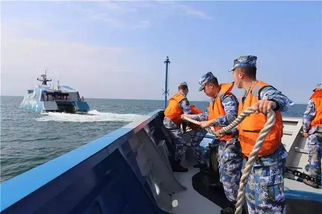 中国海军船只概览，种类丰富，功能多样，中国海军船只种类与功能概览