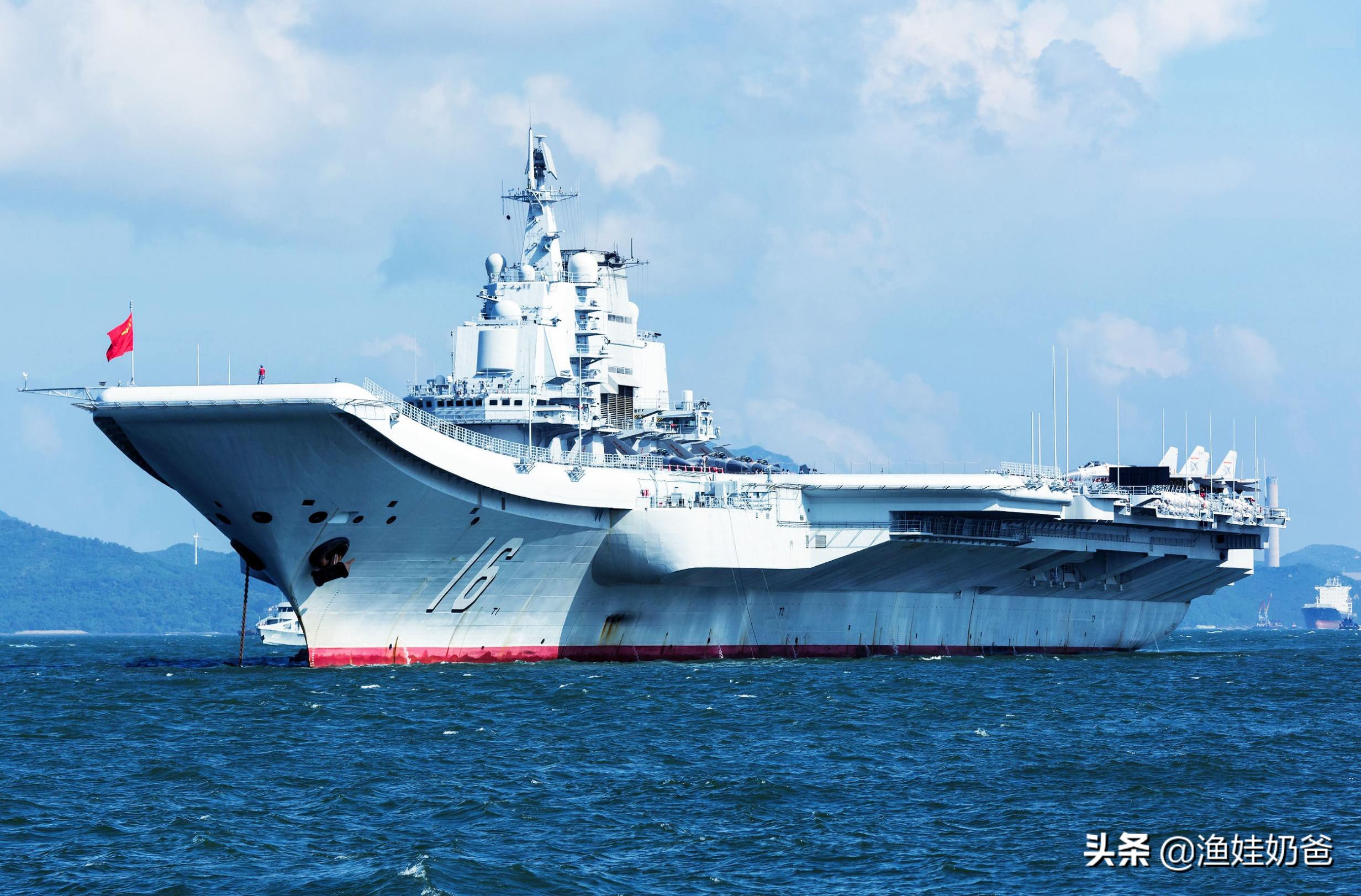 航空母舰的特点是什么？深度解析现代航母的显著特征，深度解析，现代航空母舰的显著特征及其特点