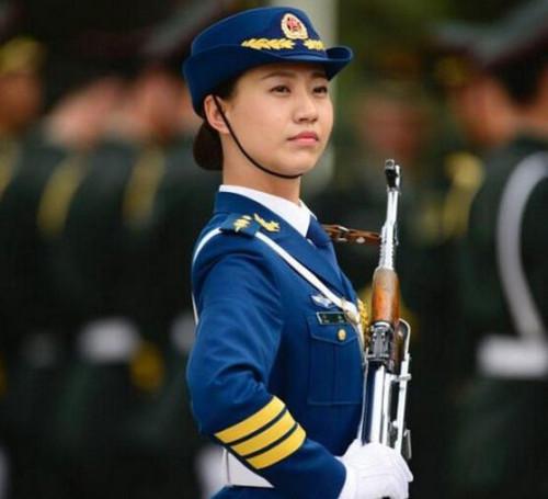 仪仗队队长是什么级别干部？全面解读仪仗队干部的职级体系，仪仗队队长职级解析，全面解读仪仗队干部的级别与职责