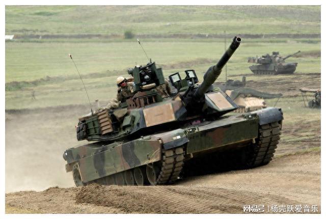 M1A2艾布拉姆斯的伤害力，深度解析其战斗效能与影响，M1A2艾布拉姆斯的伤害力，战斗效能与深远影响深度解析