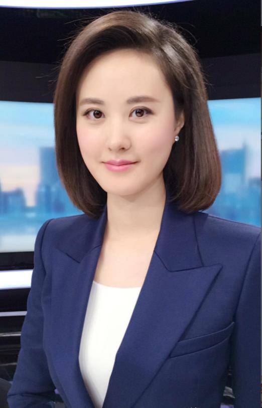 央视主持人第一美女——璀璨星辰下的闪耀之光，央视主持人第一美女——璀璨星辰下的闪耀光芒