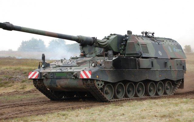 中国155mm自行榴弹炮射程，性能解析与全球视角，中国155mm自行榴弹炮，射程、性能深度解析及全球视野观察