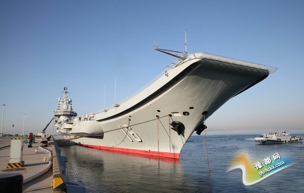 关于辽宁舰在2022年末是否继续出海的探讨，辽宁舰在年末是否继续出海探讨，专家分析预测与未来动向揭秘