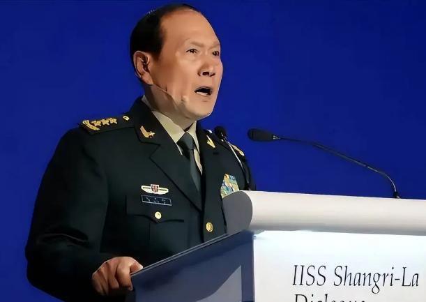 我国新任防长董军的简历介绍，新任防长董军简历介绍，国防事业的杰出领导者