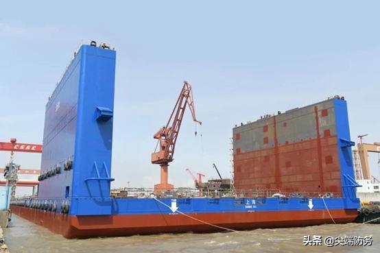 中国海军新里程碑，003型航母下水仪式盛大举行，中国海军新里程碑，003型航母下水仪式盛大举行