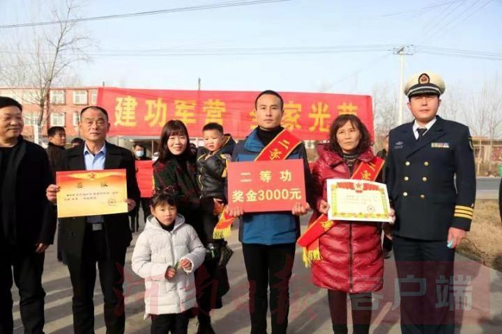 昆明舰尺寸，深度解析与探讨，昆明舰深度解析，尺寸详解与探讨