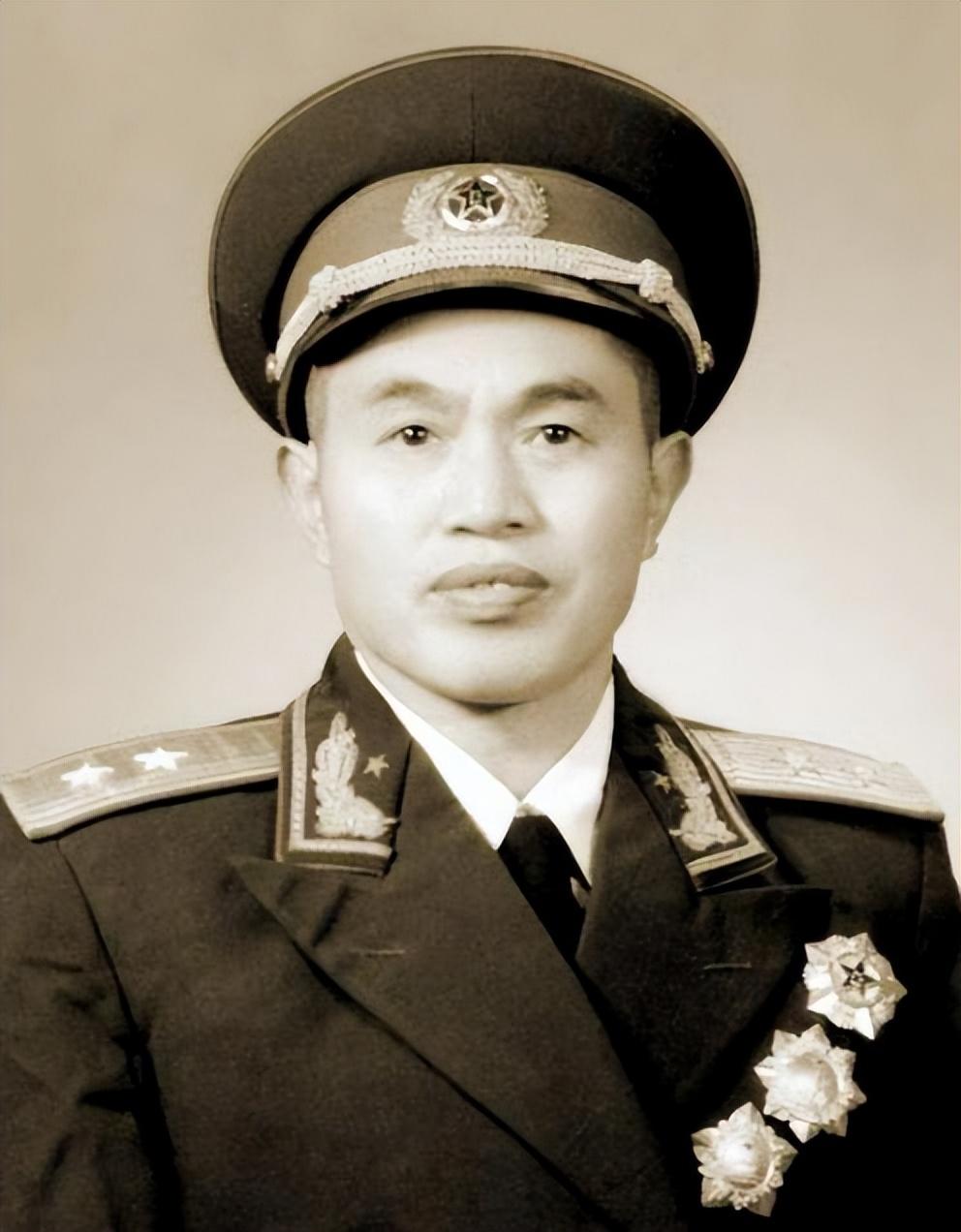 现任十五军军长是谁，全面解读与深度探讨，揭秘十五军现任军长身份，全面解读与深度探讨
