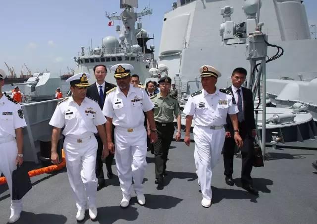 关于中国海军052C驱逐舰的数量解析，中国海军052C驱逐舰数量解析与探讨