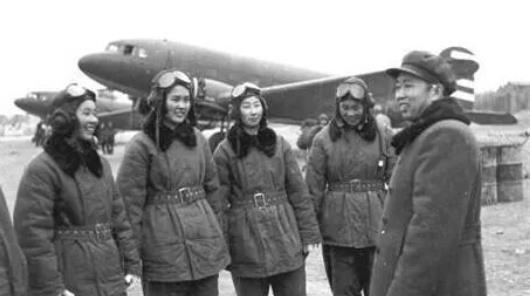 空军直属单位概述，种类与职责，空军直属单位的种类与职责概述