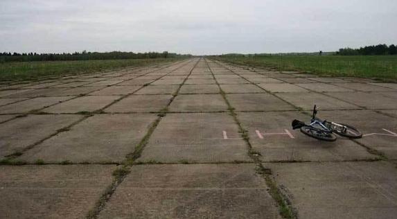 中国空军基地机场分布图片大全及其重要性，中国空军基地机场分布图集，揭秘其战略重要性与分布概况