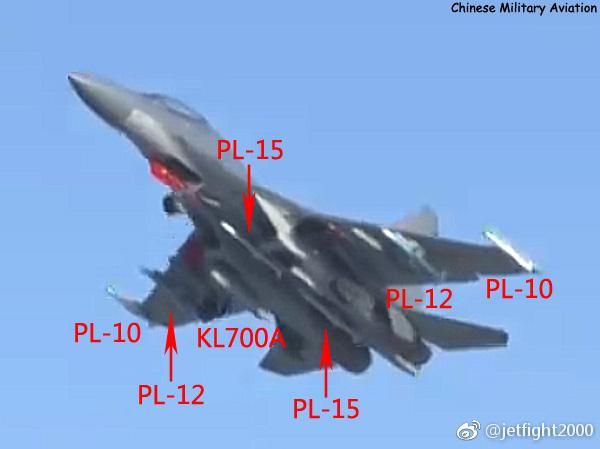 歼-16重要利器，中国空军的新时代之剑，中国空军新时代之剑，歼-16战斗机的威力与荣耀