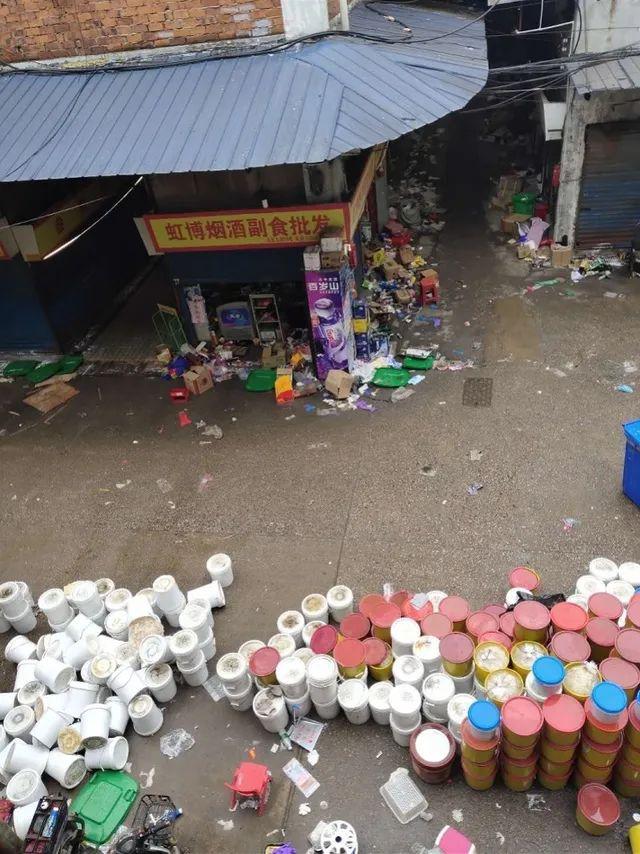 华南海鲜市场关闭事件，背景、影响与展望，华南海鲜市场关闭事件，背景揭秘、影响评估与未来展望