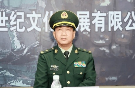 独臂将军丁晓兵与儿媳，坚韧不拔的人生与家庭的温暖力量，独臂将军丁晓兵与儿媳，坚韧人生与家庭力量的温暖故事