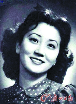 钱学森夫人蒋英照片，探索音乐与科学的交融之美，钱学森夫人蒋英的音乐与科学交融之美，探索照片背后的故事