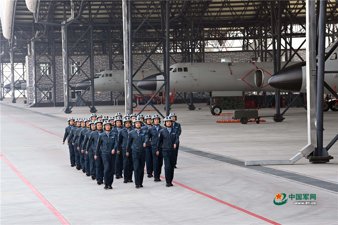 中国空军与战区关系的深度解析，中国空军与战区关系的深度探讨