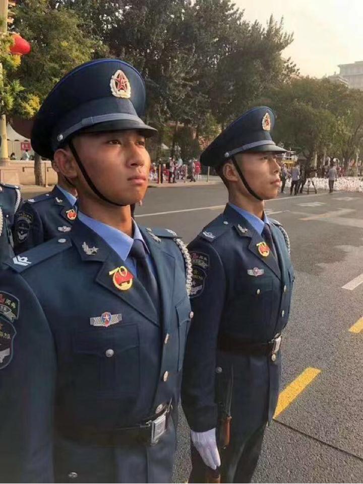 今年阅兵方阵亮点解析，都有哪些亮点？，今年阅兵方阵亮点大揭秘，全方位展示科技与军事力量融合成果