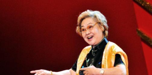 一条大河歌曲原唱郭兰英的独特韵味与传奇人生，郭兰英传奇人生与独特韵味，一条大河歌曲原唱之魅力