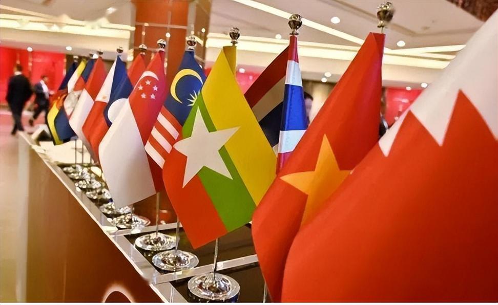 美国F-35战机被俄罗斯击落，深度解析事件背后的真相与挑战，美国F-35战机被俄罗斯击落，事件真相与挑战深度解析