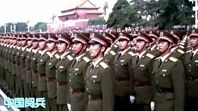 阅兵正步风采，哪个国家的阅兵仪式最为壮观？，全球阅兵仪式对比，哪个国家的正步风采最壮观？