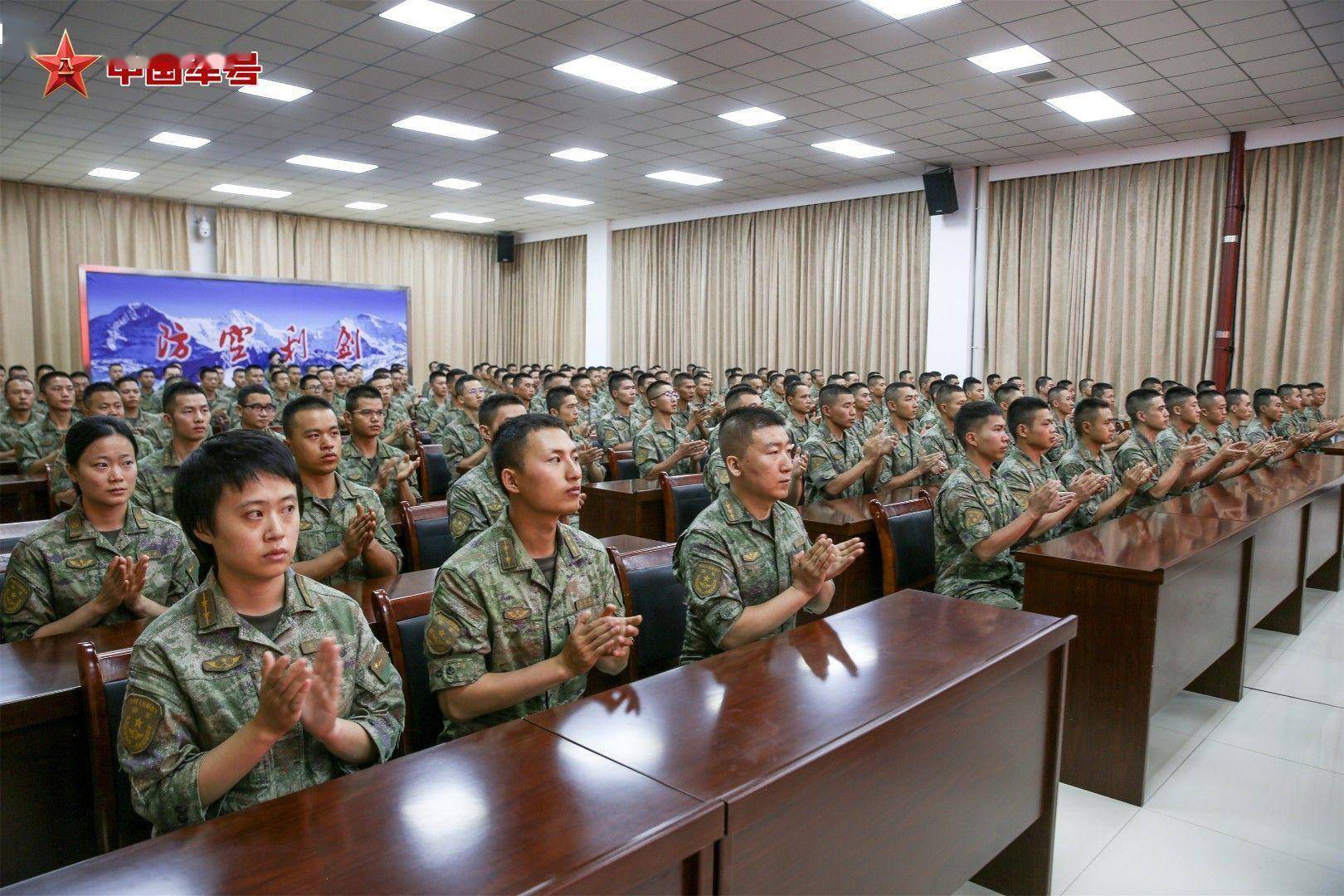 杨根思连所属部队，历史沿革与荣誉传承，杨根思连所属部队的历史沿革与荣誉传承，英勇传奇的传承之旅