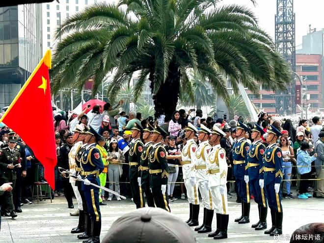 韩国国庆阅兵，展现国防力量与民族精神的盛大仪式，韩国国庆阅兵，展现国防力量与民族精神的壮丽盛典