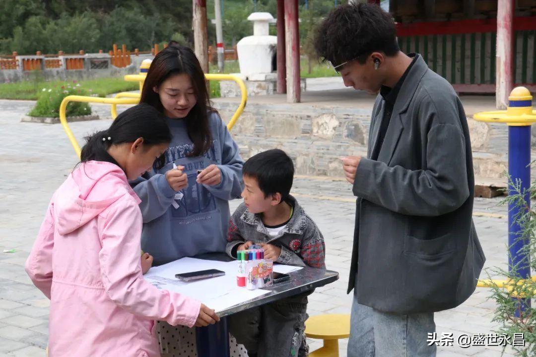 新闻热点摘要