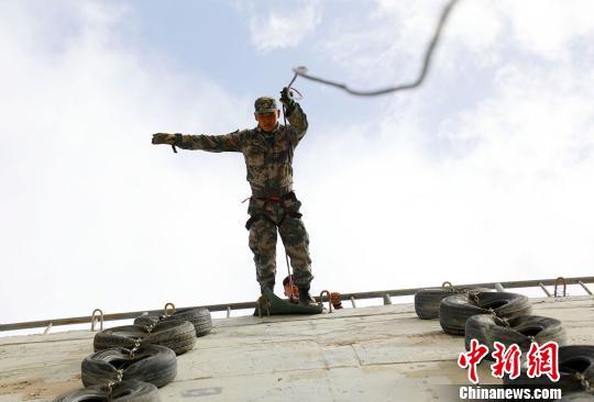 陆军特战旅，特种兵的身份与使命解析，陆军特战旅，特种兵身份与使命深度解析