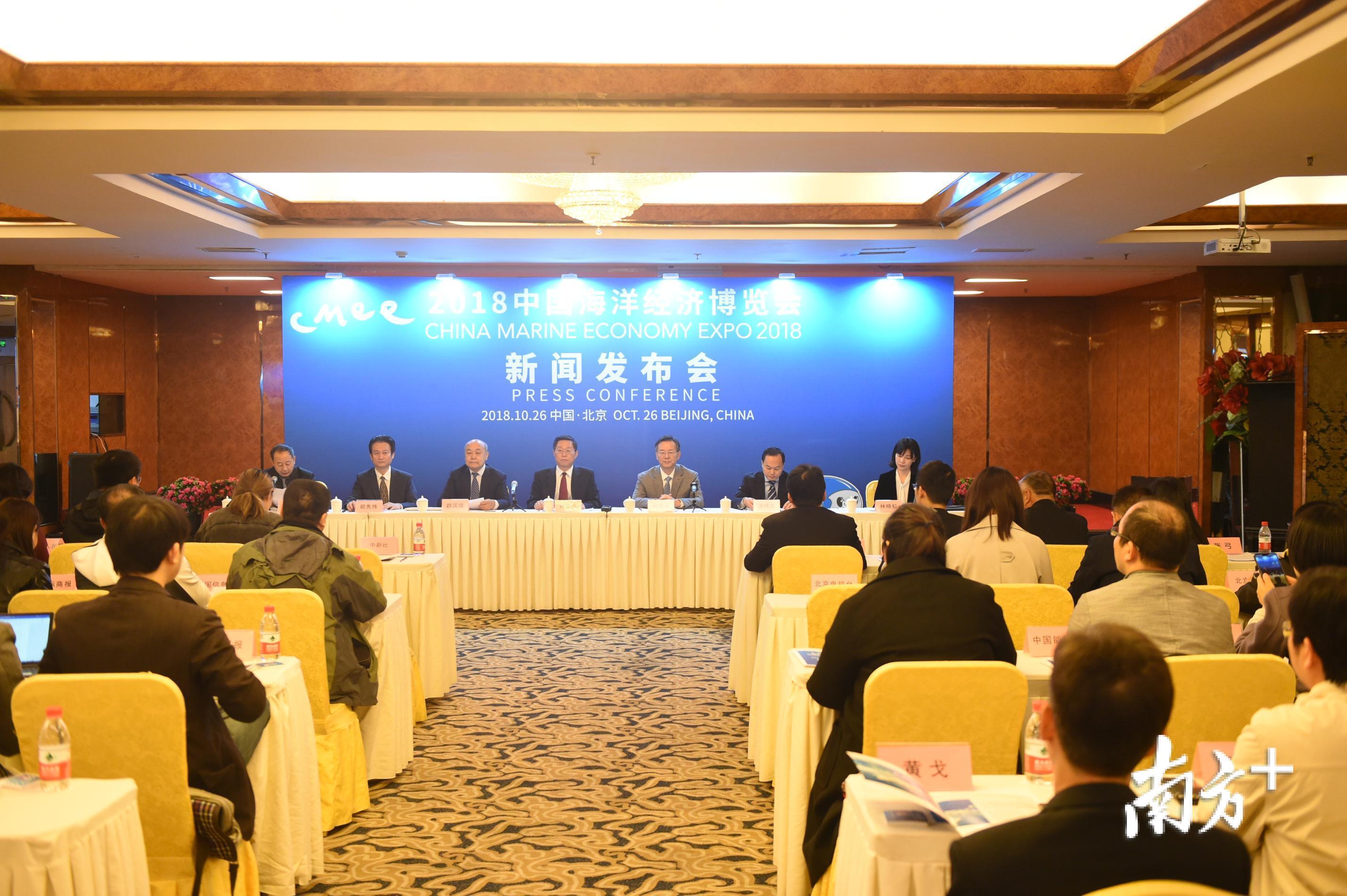 湛江的军舰，一览众船风采，湛江军舰，一览众船之风采