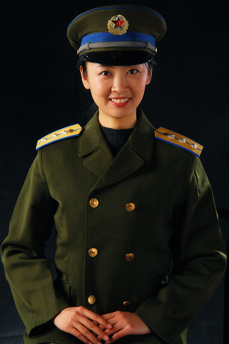 女兵87式军装图片，历史、特点与现代意义，女兵87式军装，历史特点与现代意义图解