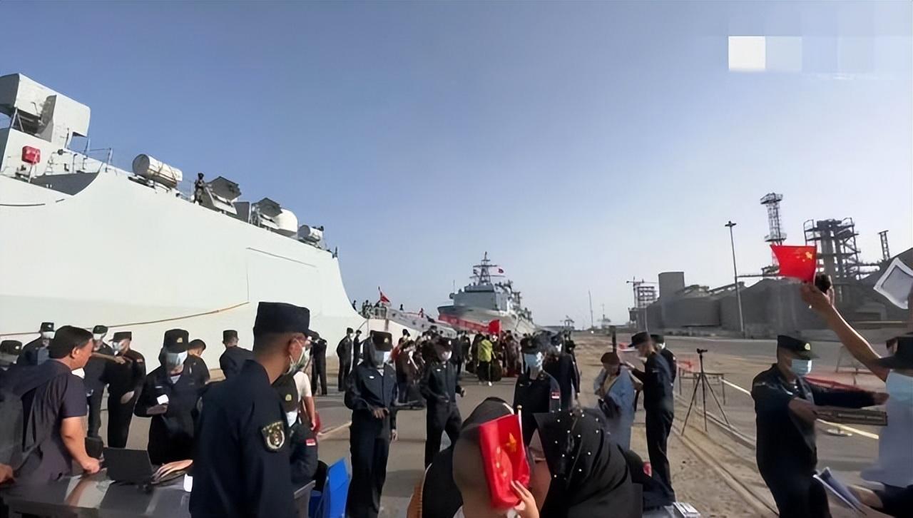 探访昆仑山舰，揭秘神秘战舰的传奇之旅，揭秘昆仑山舰传奇之旅，深海神秘战舰的探访之旅