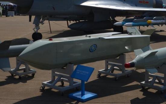 轰-6A，深入解析中国战略轰炸机的前沿技术与发展趋势，中国战略轰炸机轰-6A的前沿技术与发展趋势深度解析