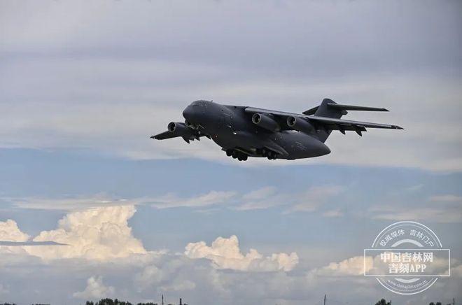 探索2023空军招飞网官网——成为空军飞行员的起点站，探索2023空军招飞网官网，启程成为空军飞行员的起点站