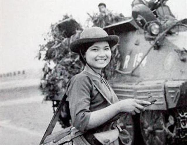 丛林女兵