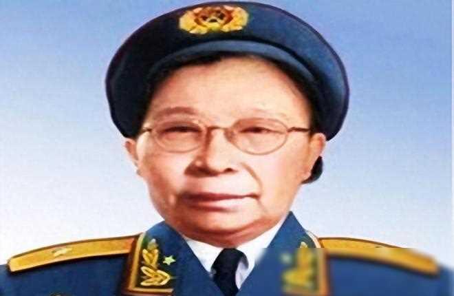 美国女兵性别大战，挑战与突破，美国女兵性别大战，挑战与突破之路