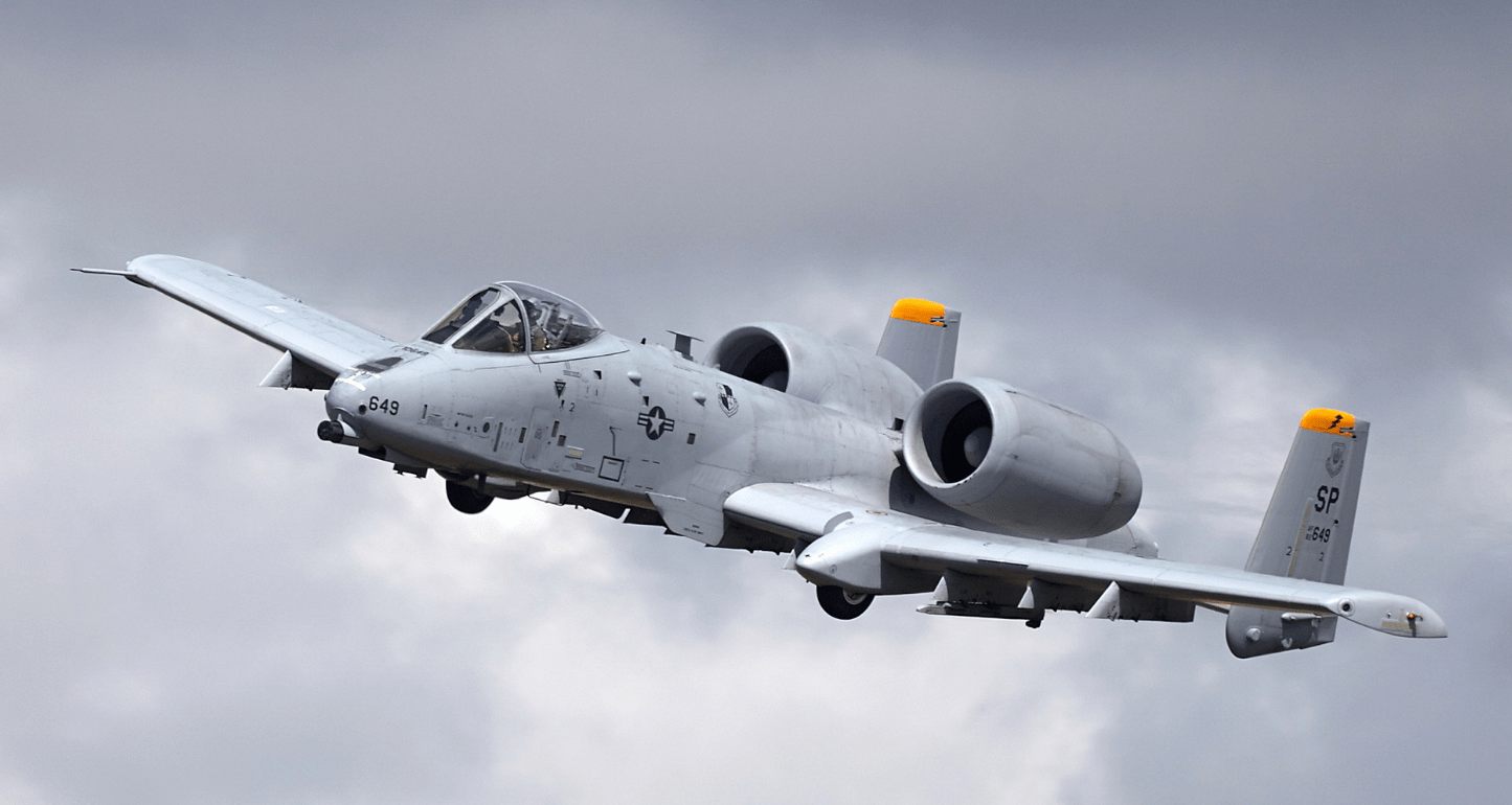 A-10疣猪攻击机的卓越性能解析，A-10疣猪攻击机性能深度解析
