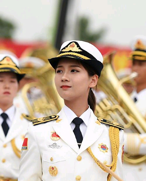 中国女兵高清图片，单人风采展现，中国女兵单人风采高清图片展示