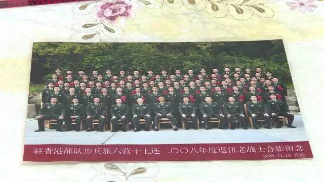 回顾历史篇章，2004年驻港部队阅兵式，回顾历史篇章，驻港部队阅兵式盛况回顾（2004年）
